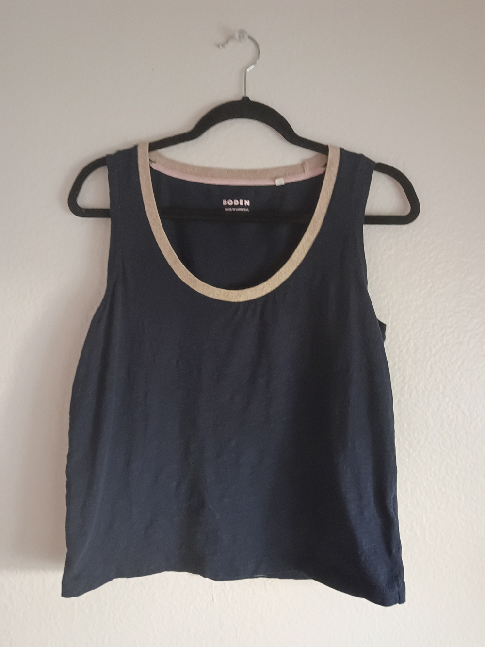 Boden Navy Sleeveless Tank with Cream Contrast Trim